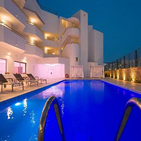 ホテル My Way Luxury Ibiza プラヤ・デン・ボッサ エクステリア 写真